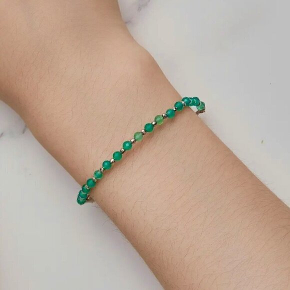 NWT Green Gem Charm Bracelet S925 Sterling Silver Beaded Boxy Chain Delicate - Picture 8 of 10
